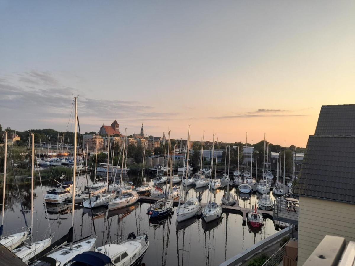 Ferienwohnung Marina Am Ryck Greifswald Exterior foto